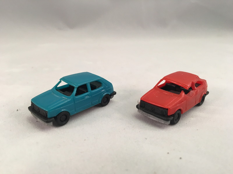 I don’t know how the heck the red one got all melty. I was never a fire-bug.
